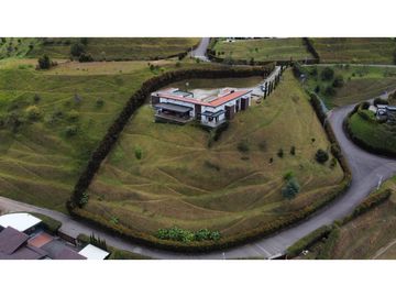 Casa Campestre en Parcelación Sector Aeropuerto
