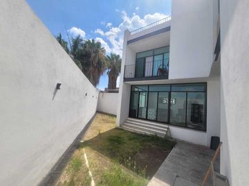 Casa en VENTA en Villas de Irapuato en Lomas del Pedregal