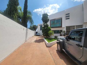 Casa en VENTA en Villas de Irapuato en Lomas del Pedregal