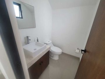 Casa en VENTA en Villas de Irapuato en Lomas del Pedregal