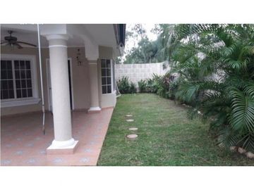 CASA COSTA DEL ESTE - RESID.COSTA AZUL, 4 REC