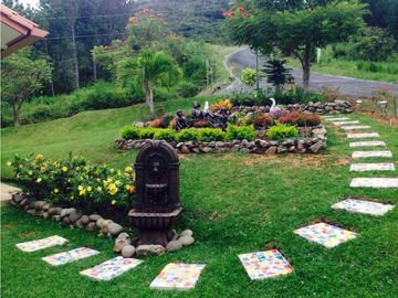 VENTA CASA EN ALTOS DEL MARA MONTAÑA