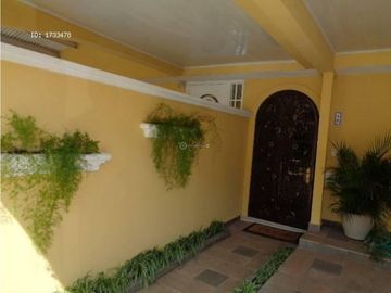 VENTA CASA DUPLEX ALTOS DE PANAMA