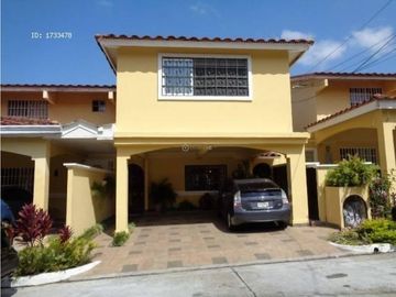 VENTA CASA DUPLEX ALTOS DE PANAMA