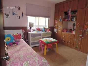 VENTA CASA EMBASSY GARDENS 5REC CLAYTON