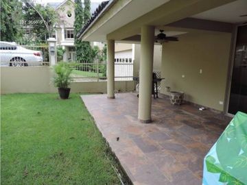 VENTA CASA EMBASSY GARDENS 5REC CLAYTON
