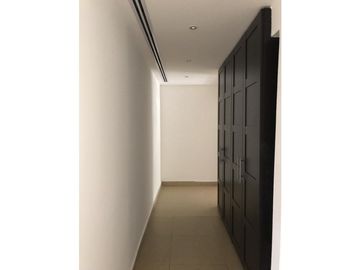 APARTAMENTO AMOBLADO EN EMBASSY VILLAGE, ALBROOK