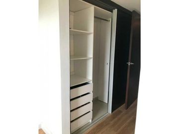SE VENDE O ALQUILA APARTAMENTO PH ALTAMIRA GARDENS