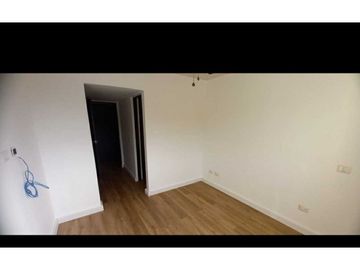 SE VENDE O ALQUILA APARTAMENTO PH ALTAMIRA GARDENS