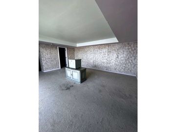 HERMOSO Y AMPLIO PENTHOUSE EN VENTA EN SOBRE LAS ROCAS