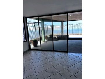 HERMOSO Y AMPLIO PENTHOUSE EN VENTA EN SOBRE LAS ROCAS