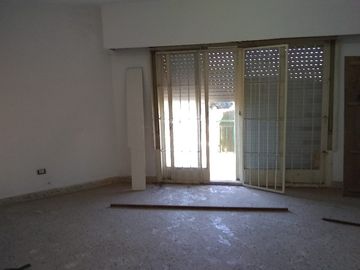 Casa PH en venta en Castelar Sur
