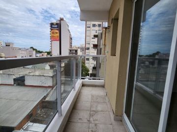 Departamento en venta en Remedios de Escalada Oeste