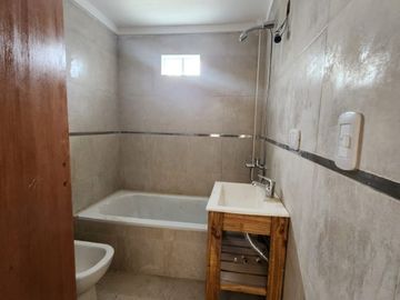 Departamento en venta en Remedios de Escalada Oeste