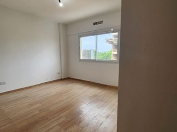Departamento en venta en Remedios de Escalada Oeste