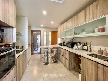Casa en Venta en Sta Teresa de Los Andes, Vitacura