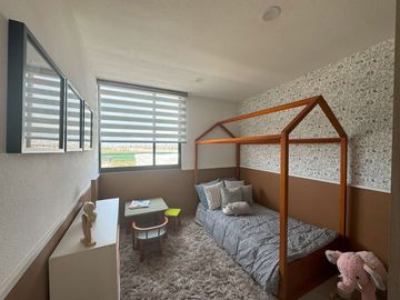 Casa nueva en venta  por Vialidad López Portillo, fraccionamiento residencial cerca del aeropuerto de Toluca, parque Toluca 2000 y Plaza Santin.