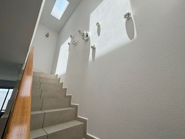 Casa nueva en venta  por Vialidad López Portillo, fraccionamiento residencial cerca del aeropuerto de Toluca, parque Toluca 2000 y Plaza Santin.