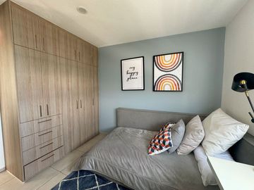 Casa nueva en venta  por Vialidad López Portillo, fraccionamiento residencial cerca del aeropuerto de Toluca, parque Toluca 2000 y Plaza Santin.