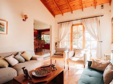 Casa en Venta en Antupiren & camino las estrellas, comunidad Ecologica
