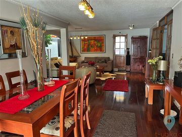 Casa en Venta en Jardin de la Foresta, Peñalolén