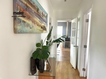 Vende 2 amplias casas en Condominio cerrado, Mantagua
