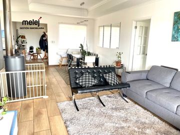Vende 2 amplias casas en Condominio cerrado, Mantagua