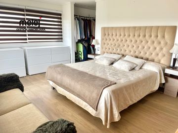Vende 2 amplias casas en Condominio cerrado, Mantagua