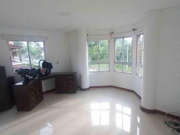 CASA  EN VENTA AVENIDA CENTENARIO ARMENIA