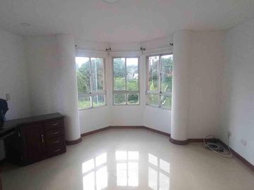 CASA  EN VENTA AVENIDA CENTENARIO ARMENIA