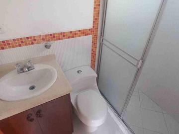 CASA  EN VENTA AVENIDA CENTENARIO ARMENIA
