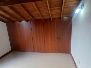 CASA  EN VENTA AVENIDA CENTENARIO ARMENIA