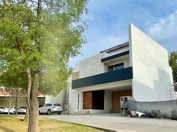Casa en venta Fraccionamiento Sierra Azul