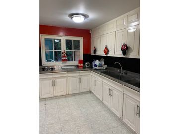 CASA FINCA UNICENTRO