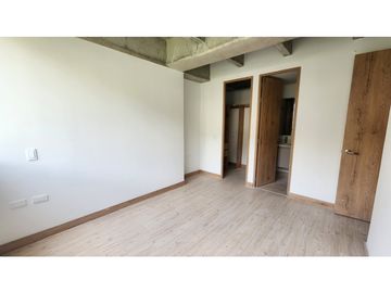 VENTA APARTAMENTO LOMA DEL INDIO, VISTA ORIENTE PARA ESTRENAR