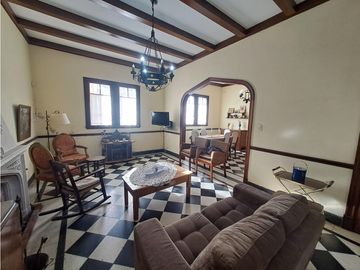 VENTA /  CHALET ANTIGÜO DE 7 AMBIENTES  - GJE Y PARQUE / MAR DEL PLATA