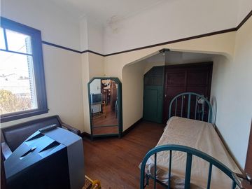 VENTA /  CHALET ANTIGÜO DE 7 AMBIENTES  - GJE Y PARQUE / MAR DEL PLATA
