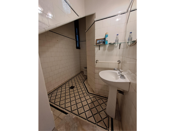 VENTA /  CHALET ANTIGÜO DE 7 AMBIENTES  - GJE Y PARQUE / MAR DEL PLATA