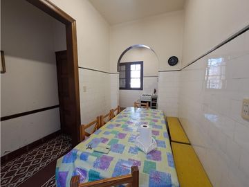 VENTA /  CHALET ANTIGÜO DE 7 AMBIENTES  - GJE Y PARQUE / MAR DEL PLATA