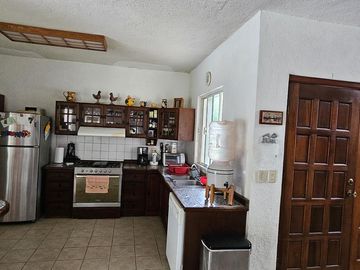 HERMOSA QUINTA EN LAS MARGARITAS SANTIAGO NUEVO LEON ENTRE EL CERCADO Y ALLENDE