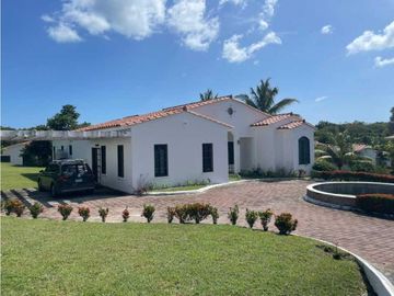 CASA 3 RECAMARAS HACIENDA PACIFICA SAN CARLOS PANAMA OESTE YL