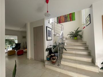 Venta Casa en Reserva de Versalles (JS)