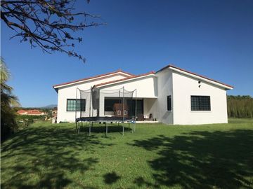 Venta y alquiler: Casa en Hacienda Pacífica, San Carlos