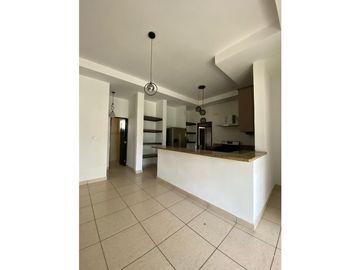 Venta y alquiler: Casa en Hacienda Pacífica, San Carlos
