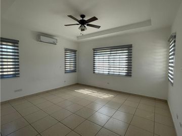 Venta y alquiler: Casa en Hacienda Pacífica, San Carlos