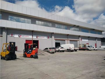 Venta de proyecto de galeras en 24 de Diciembre