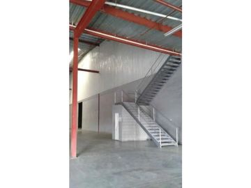 Venta de proyecto de galeras en 24 de Diciembre