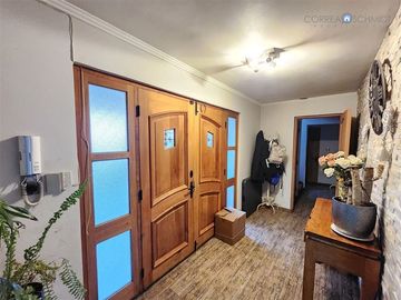 Casa en Venta en Casa con Piscina y Jardin Grande, Villa Maria Lucia, Machalí