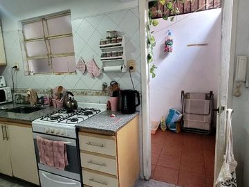 Departamento Tipo Casa en venta en Lanus Oeste