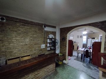 Casa en venta en Castelar Sur